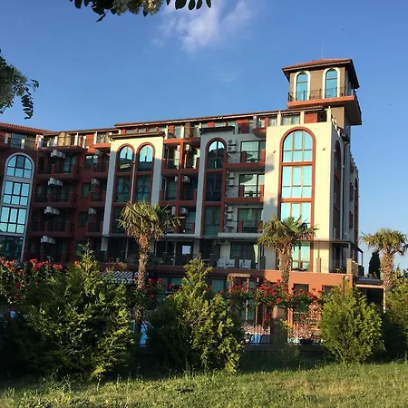 Chateau Del Marina Plus Nesebar